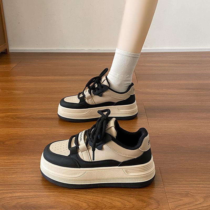 Popular Hong Kong style muffin thick baseplate shoes women's spring and autumn 2025 new heightening fashion versatile casual sports bread shoes
