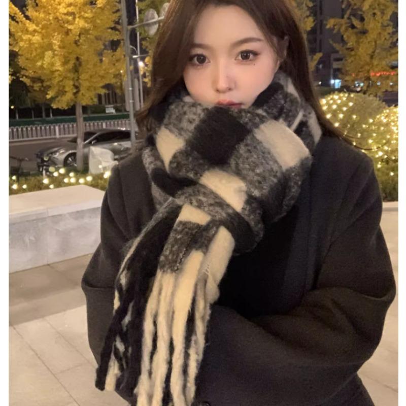 Fashion brand green plaid imitation cashmere scarf women's winter fringed thickened warm scarf high-grade student women