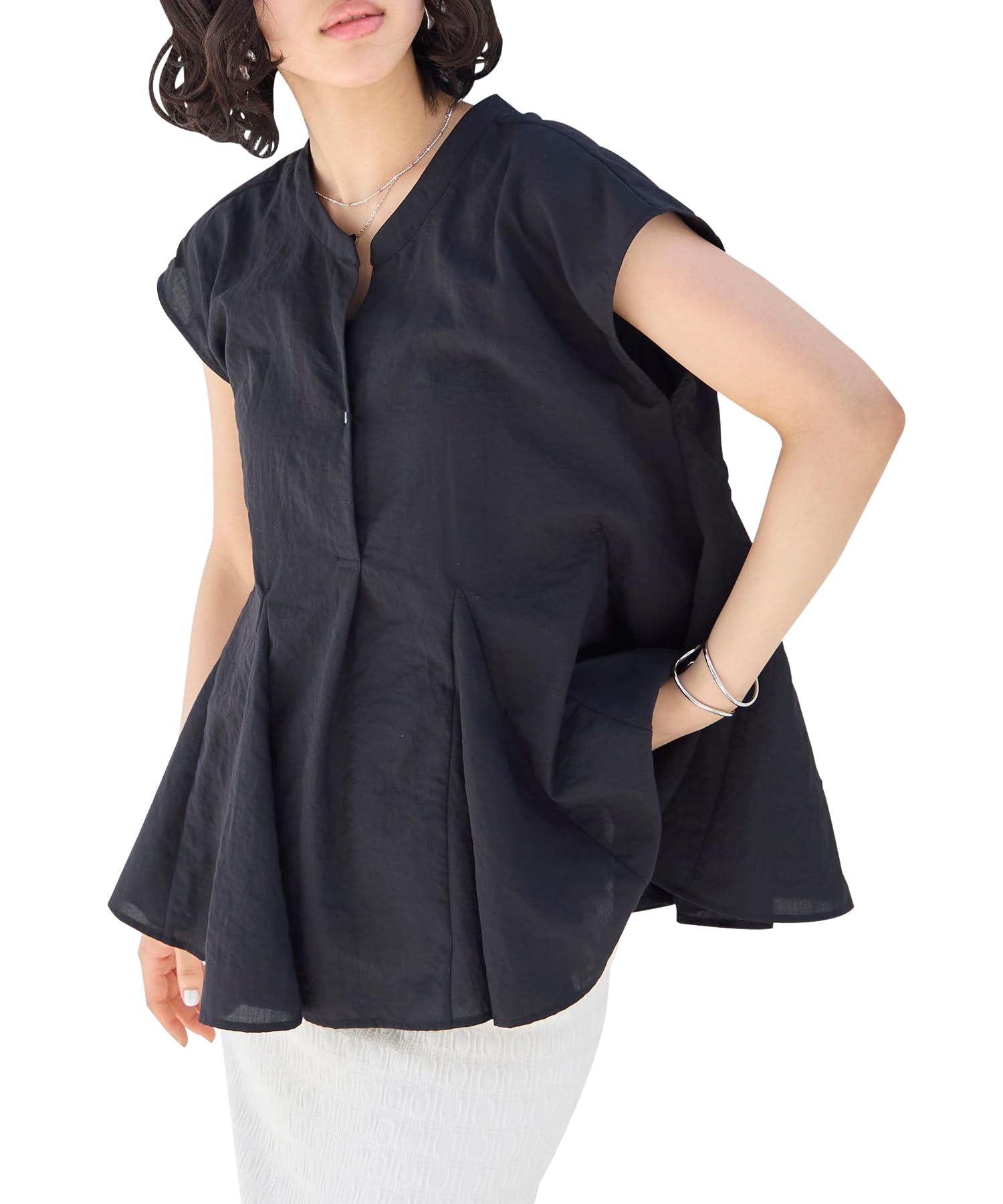 

Skipper Flare Black [BIS] Women s Wrinkle-Resistant/Washable Blouse, (01)
