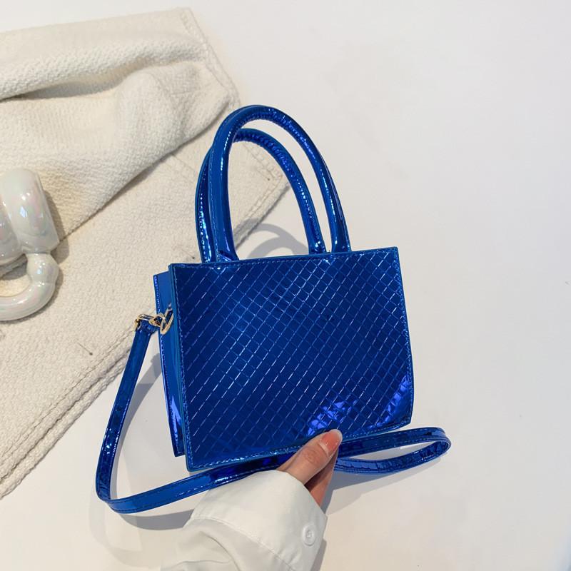 Stilvolle kleine quadratische PU-Tasche für Damen in trendigen Farben, perfekt für den lässigen Weg zur Arbeit