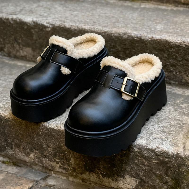 

Кожаные тканевые тапочки женские толстая подошва 2025 осень и зима новые увеличение высоты бархатные на одном педале ленивая сумка голова полутапочки 40 чёрный