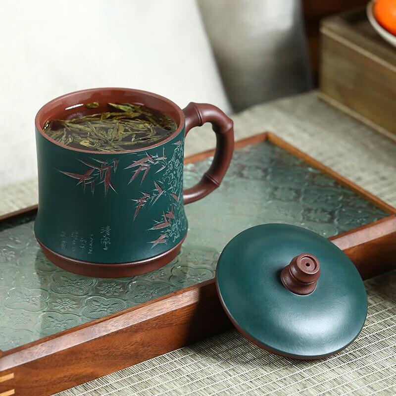 Zisha Clay Tea Cup with Gold Inlay and Bamboo Motif