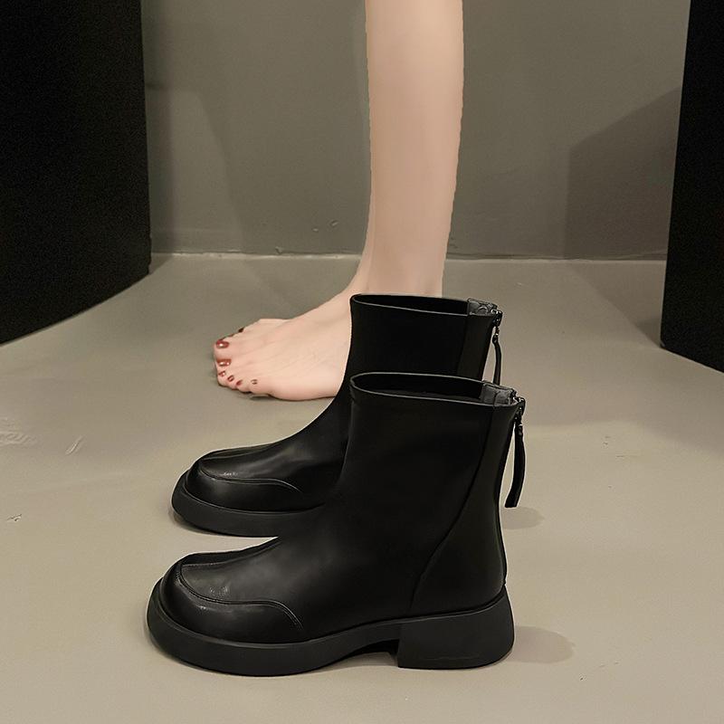 Simple Black British Style Platform Martin Boots Women's 2025 New Autumn and Winter Popular Thick Heel Casual Thin Short Boots
