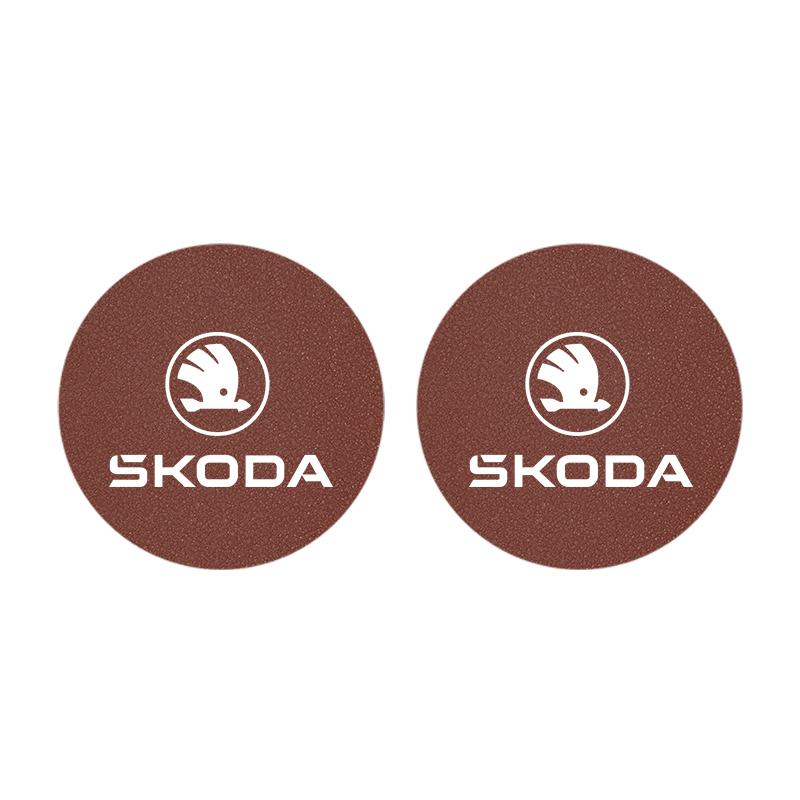 2 Stück Auto Logo Untersetzer Anti-Rutsch Anti-Geräusch Wasserbecher-Pad Für Skoda Octavia Kodiaq Superb Rapid Karoq Fabia Kamiq Citigo Vision