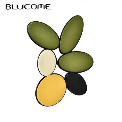 Najnowsza akrylowa kolorowa broszka z kwiatami dla kobiet dziewczynki torba hidżab szpilki wesele stanik wakacje