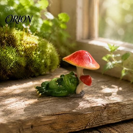 Niche Personality Ornaments Drunk Frog On The Toilet Decor, Funny Sculpture Tabletop Realistic Statue Cute Resin Desktop Ornament for Home Office Desk