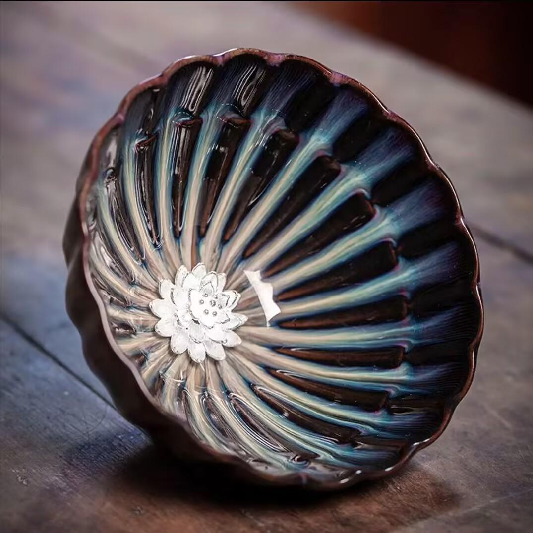 

Чашка Тяньму, инкрустированная серебряным лотосом и золотым лотосом, мастер-чашка, керамический чайный сервиз, чайная чашка, чайная пиала, бытовая чайная чашка с сопутствующими подарками