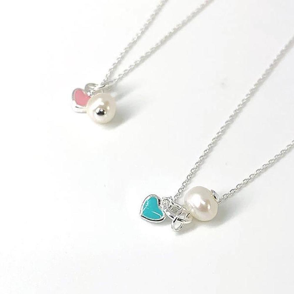 [Silver] Mini Dangle Pearl and Heart Necklace (7588909)