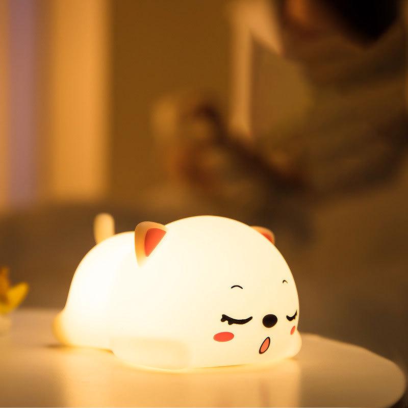 Silicone Cat Night Light: Rechargeable Bedside Lamp for a Cozy Atmosphere