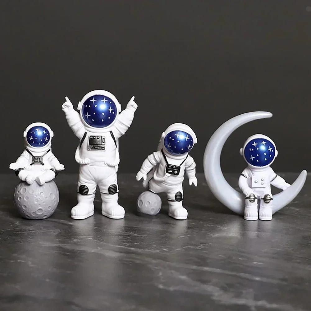 4pcs Astronaut Decor Figures and Moon Home Decor plastic Astronaut Statue Room Office Desktop Decoration Presents Boy Gift