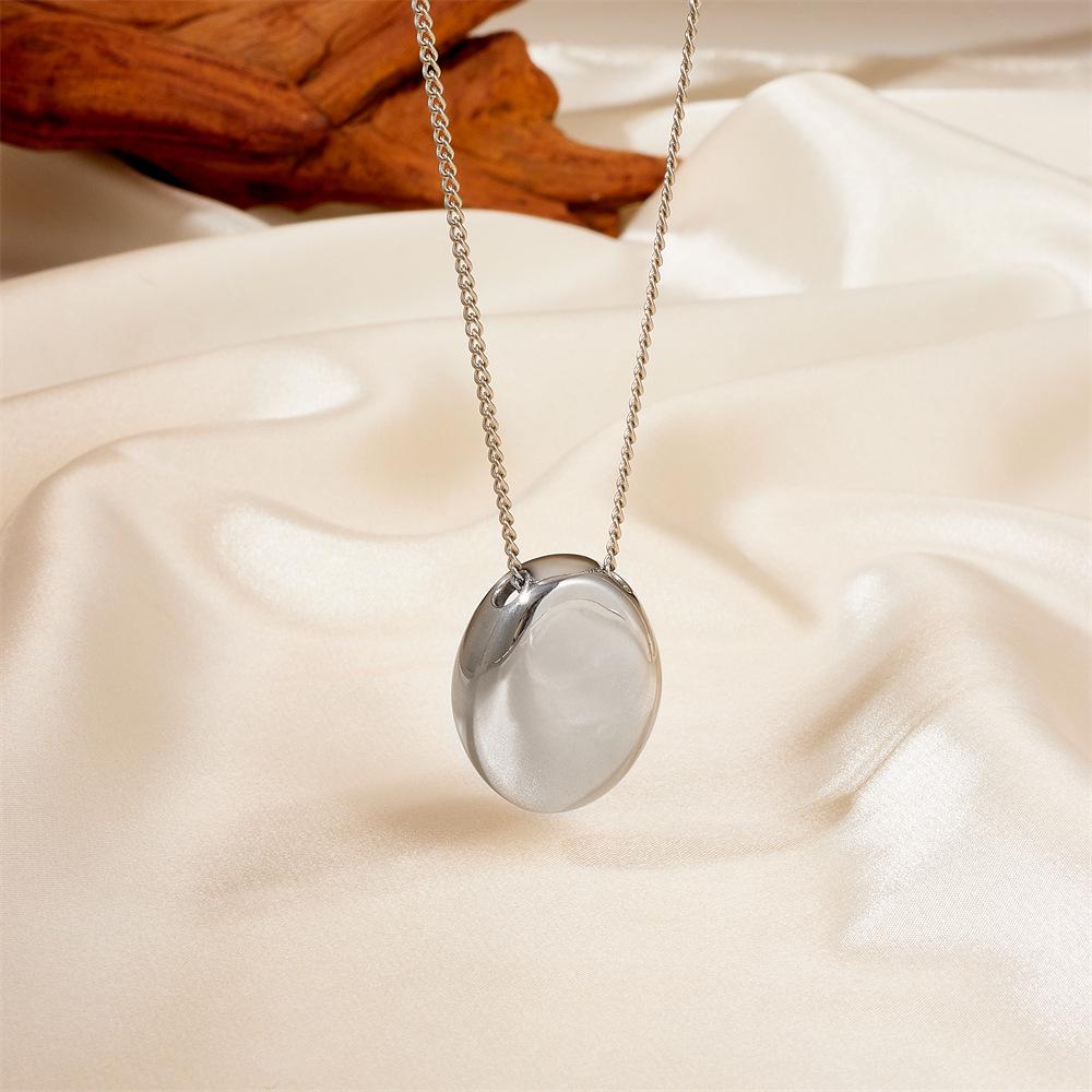 Retro Oval Water Drop Pendant Necklace - Versatile Stainless Steel Statement Necklace for Women