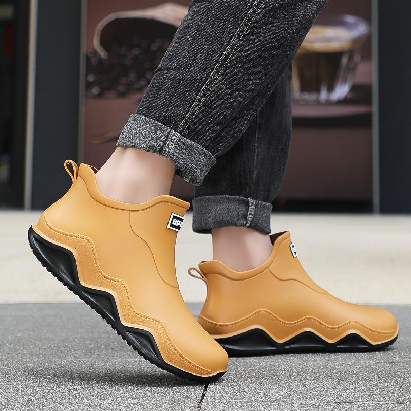 Fashion Color Matching New Men's Shoes Couple Short Rain Shoes Size 36-44 Waterproof Glue Shoes On Rainy Days