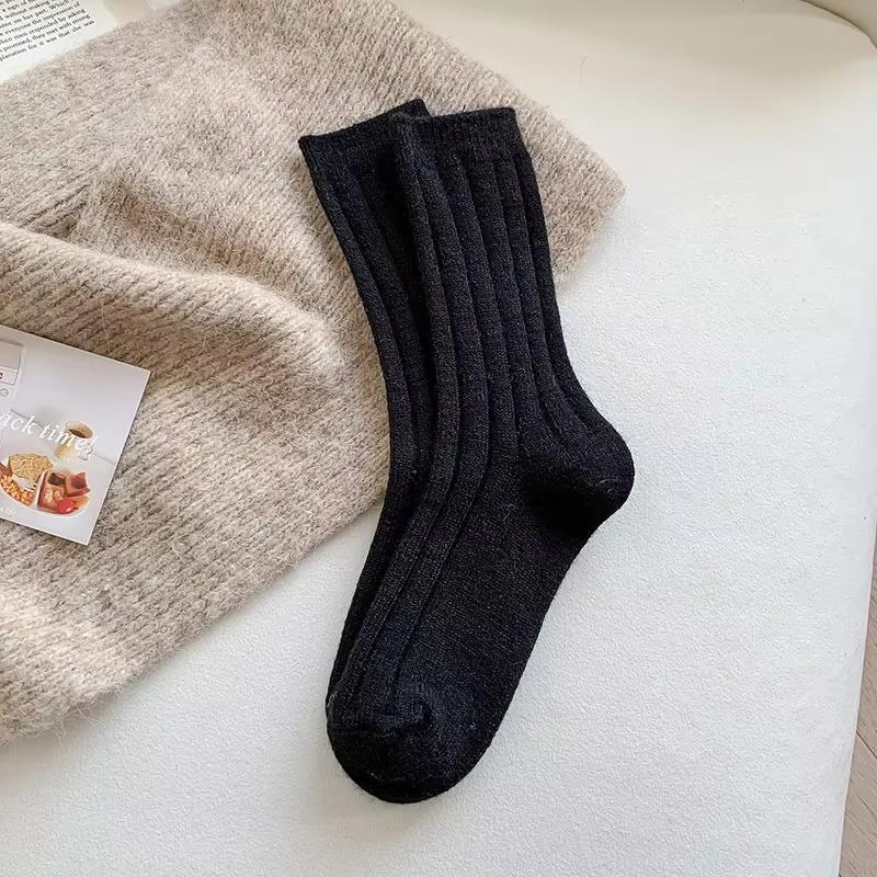 Winter Women s Socks Cashmere Wool Thickened Warm Women s Socks Socks Japanese Harajuku Solid Color Warm Stockings One Size чёрный