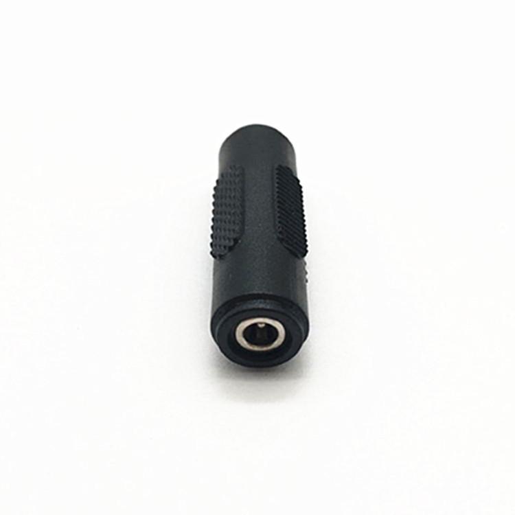 DC Power Adapter: 4.0x1.7mm and 3.5x1.35mm Female-to-Female Plug