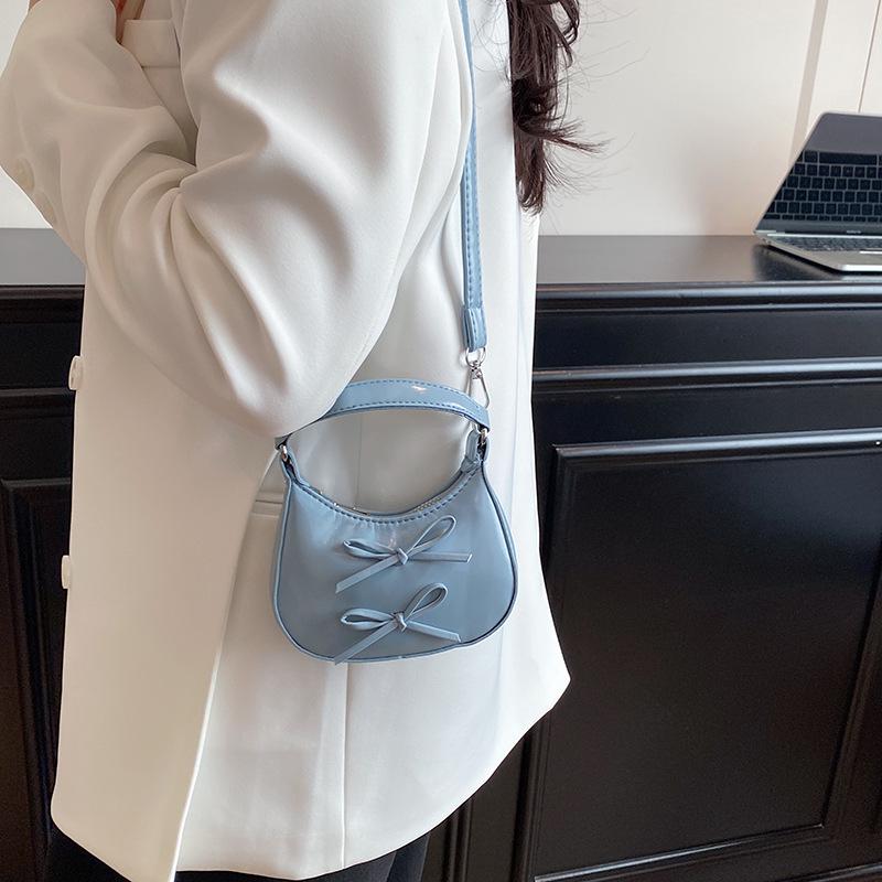 Cute Bowknot Shoulder Bag for Women Mini Hobo Bag Glossy Patent Leather Underarm Purse Vintage Y2K Crossbody Bag Sweet Girls Handbag
