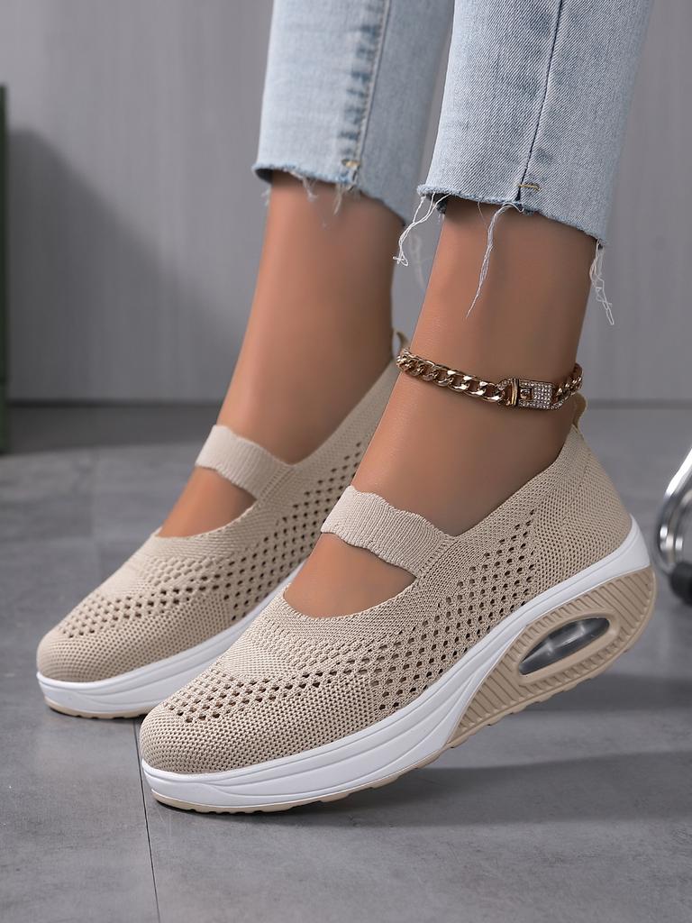 Large Size Fly-woven Women's Shoes Breathable Mesh Lazy Shoes Lightweight Air Cushion Mother Casual Sports Mesh Shoes