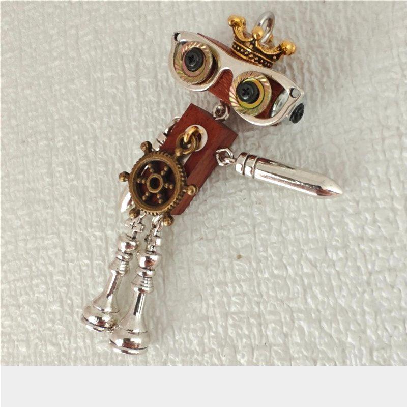 Handmade creative steampunk robot wooden finished necklace DIY keychain trendy play pendant clothing chain pendant