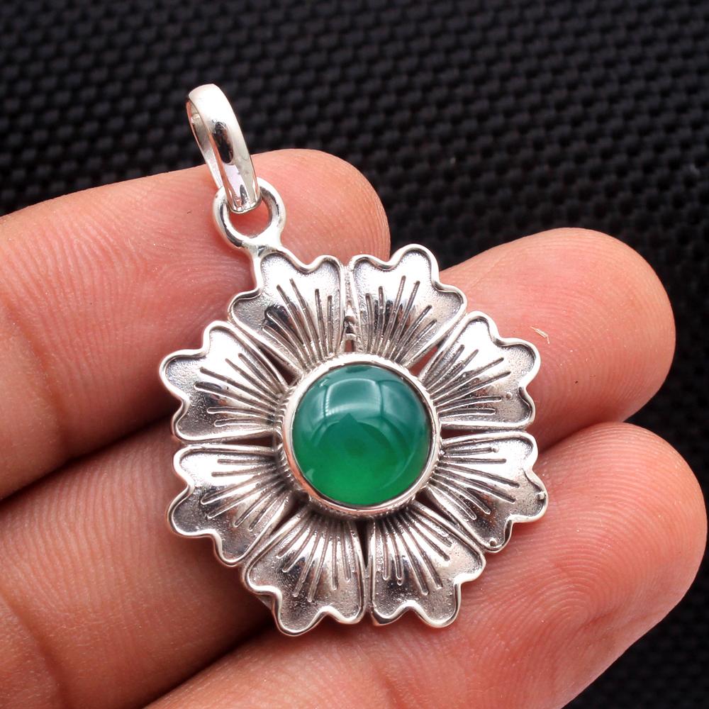 Labradorite Silver Pendant, Reiki Pendant, Crystal Healing Pendant, Flower Pendant, Silver Pendant, 925 Sterling Silver Handmade Jewelry