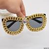 New Fashion Frame with Diamonds Chain Sunglasses Modern Personalized Eyeglasses Fashion Street Women's Sunglasses