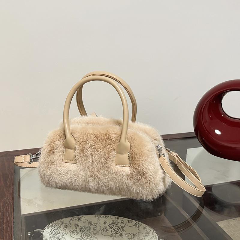 Solid Color Faux Fur Women's Small Shoulder Bag Simple Handle Crossbody Bag Casual Female Clutch Purse with Cute Rabbit Pendant
