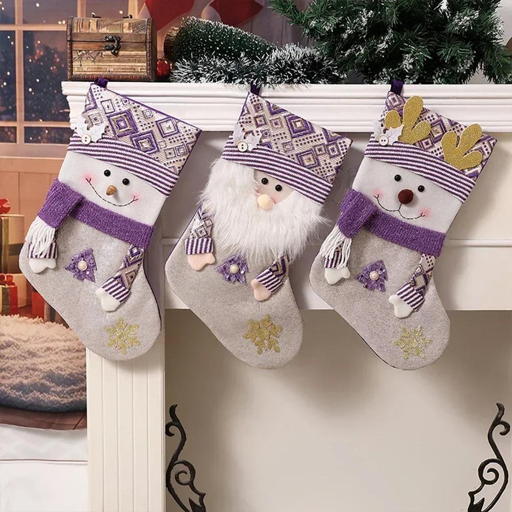 Lila Weihnachtsstrümpfe Weihnachtsmann-Muster Dekorative Strümpfe Für Feiertags-Zuhause Und Geschäftsdekoration Groß 45cm
