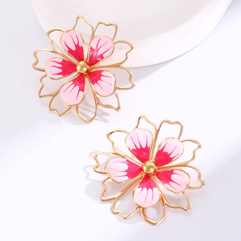 

Vintage Hollowed Drop Oil Flower Necklace Earring Set for Women Metal Line Flower Pendant Open Clavicle Chain Party Date Zircon