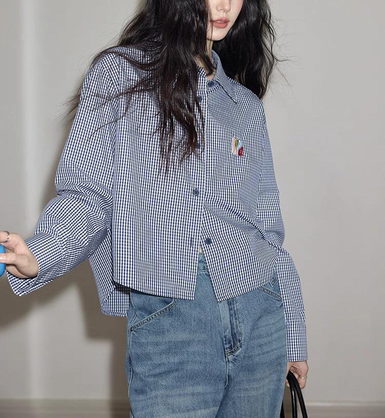 Women s Autumn Blue & White Plaid Embroidered Letter Slimming Long Sleeve Casual Shirt Small