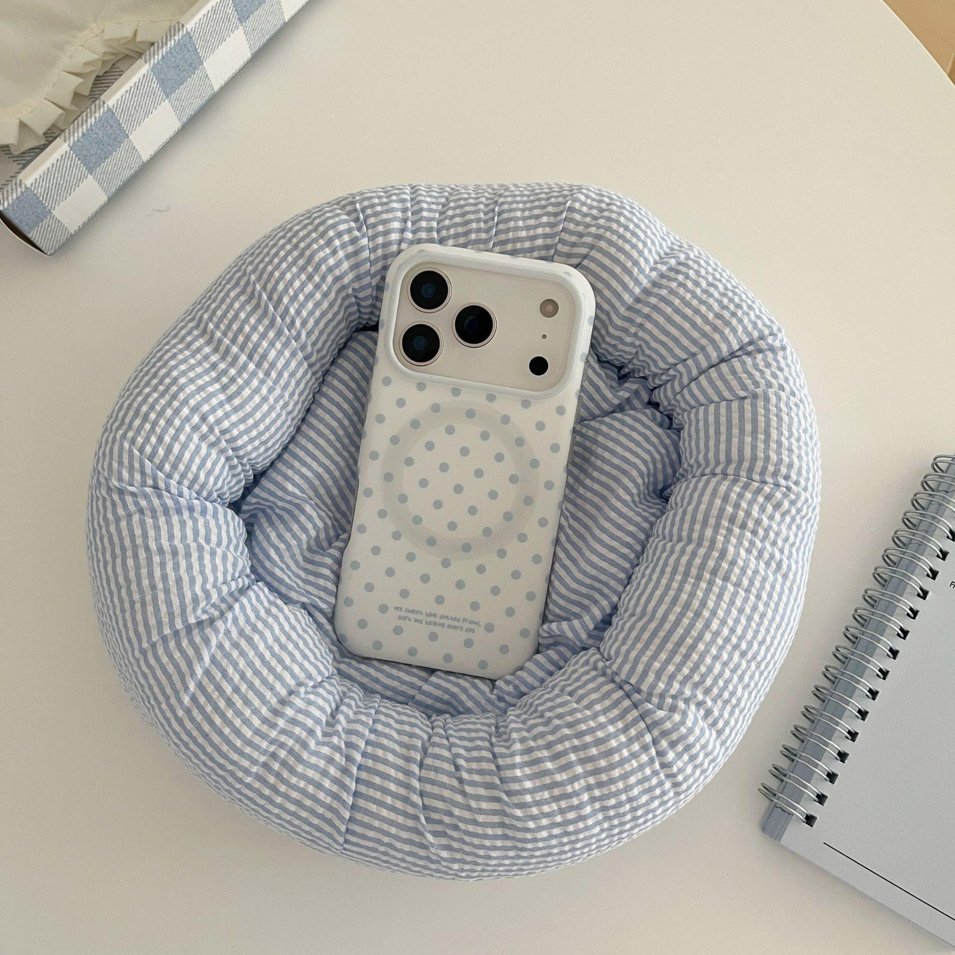 Blue Polka Dot Elephant Magnetic Bracket Case for iPhone 17 Pro Max/16/15/14 iPhone 17 Pro
