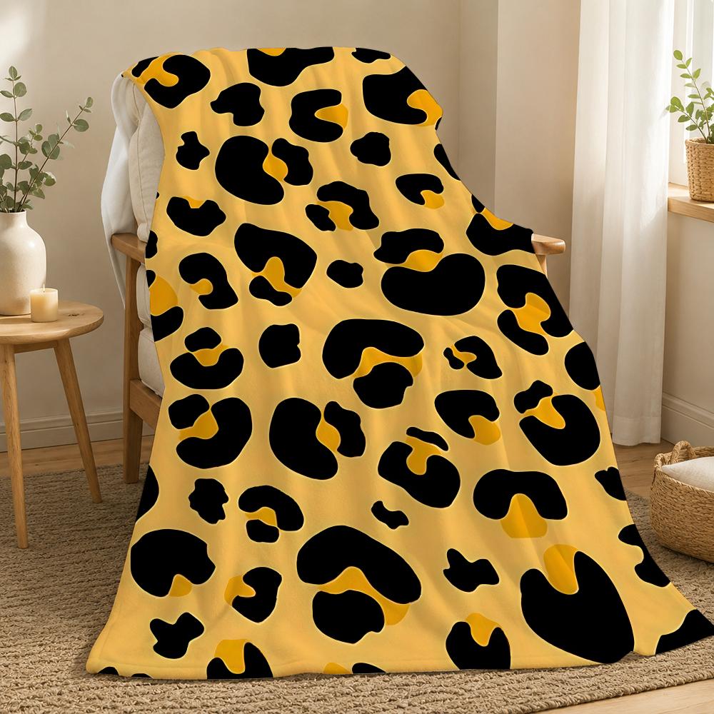 Leopard Print Animal Print Pattern Throw 240g flannel blanket, suitable for sofas, beds, offices,  exquisite gift blankets 75X95CM