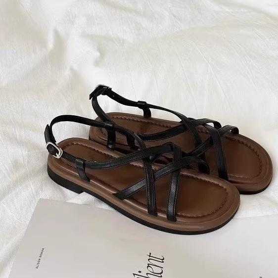 New Flat-bottomed Woven Sandals Women's 2025 Summer New Outer Wear Soft Sole with Casual Beach Cool