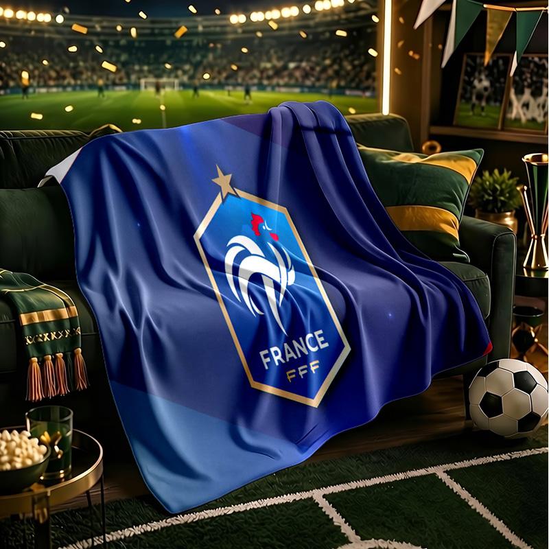 France Football Emblem Throws Blanket Flannel Blankets Plush for Couch Bed Gifts for Men Women Travel picnic blanket Christmas fan gifts