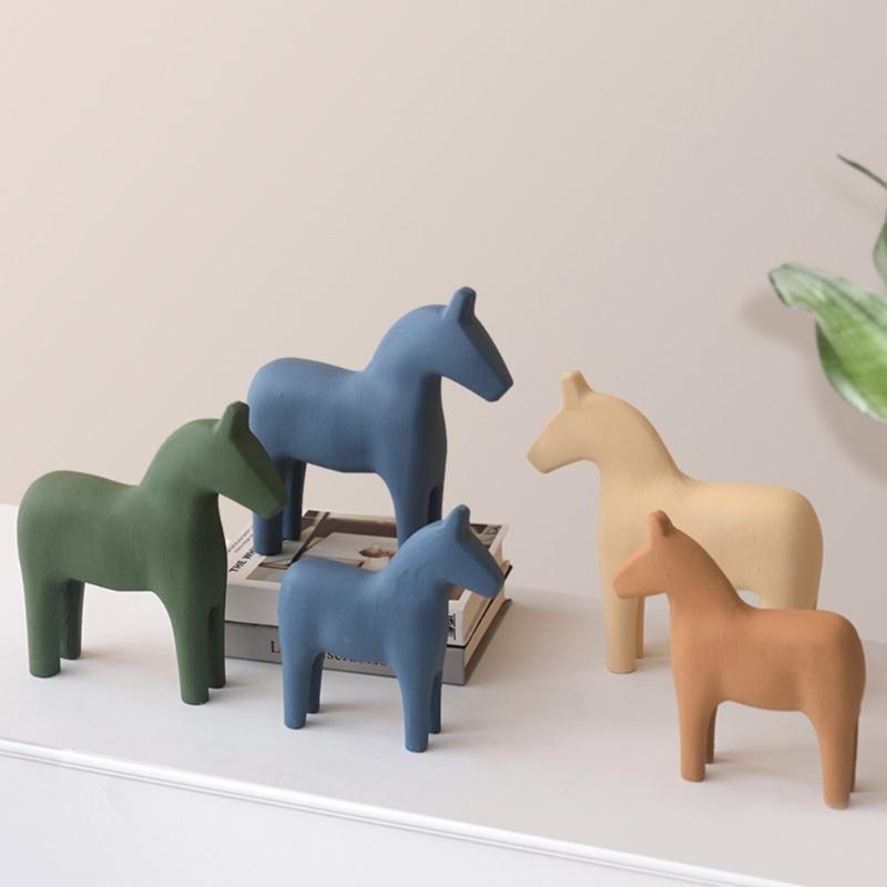 Stylish Swedish Dala Horse Figurine Art Piece Animal Statue for Bookshelves Desk Shelf Minimalist Room Aesthetic Decors