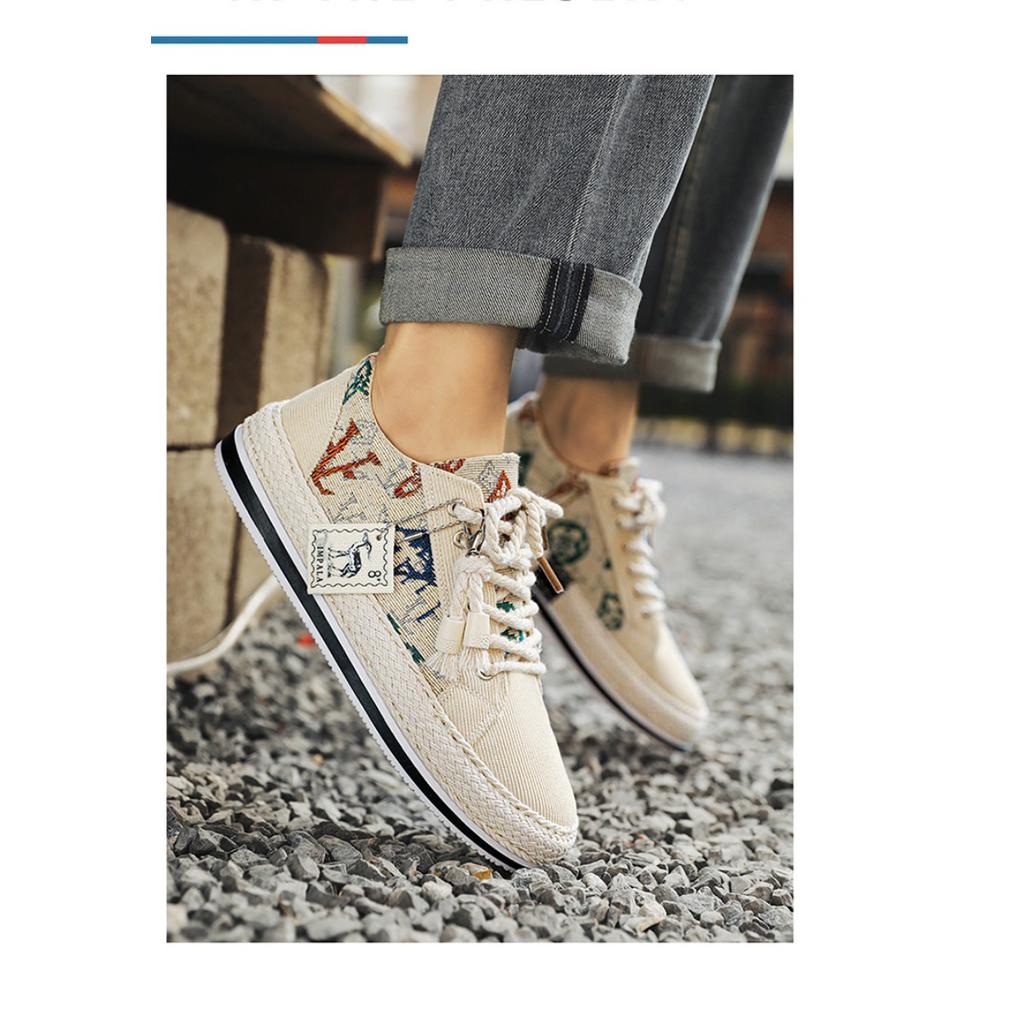 Men's Shoes, Fashion Breathable National Style Corduroy Casual Loafers One Foot Stirrup Men's Board Shoes Cloth Shoes