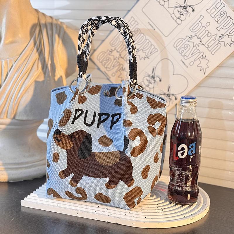 Handtasche mit großer Kapazität im japanischen und koreanischen Strickstil - Tragbare, pendlerfreundliche Tragetasche mit einem kleinen quadratischen Design für diverse Gegenstände