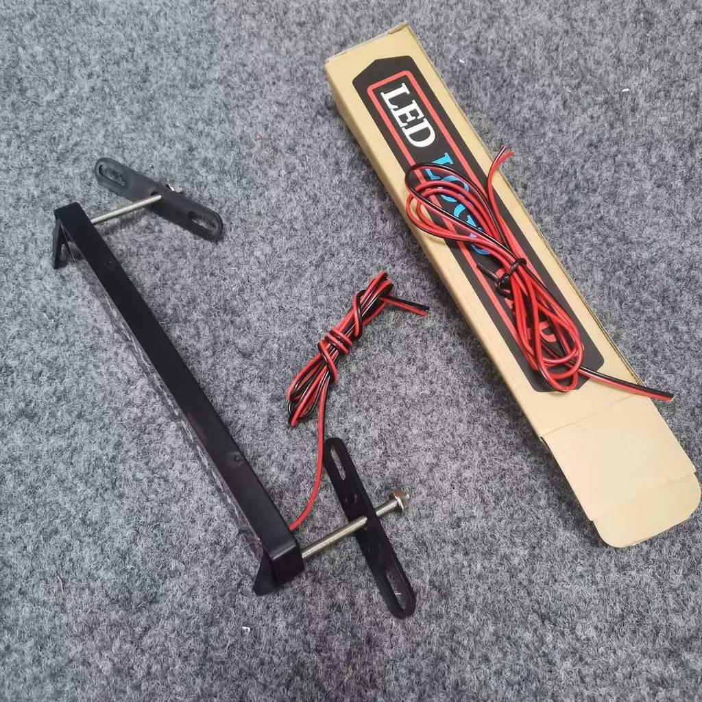 Kompatibel mit Subaru STI: LED-Scheinwerfer, Kühlergrillbeleuchtung, Dekorative Logos & Universelle Modifikationen.