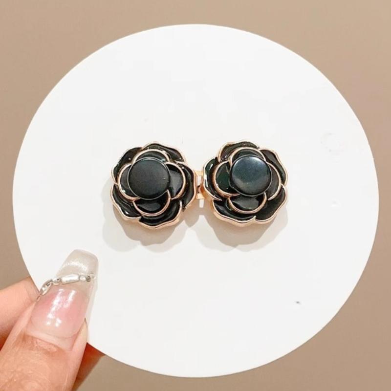 2pcs Flowers Brooches for Women Skirt Pants Tighten Waist Adjustable Skirt Pants Buckle Pins Metal Clip Clothing Accessories