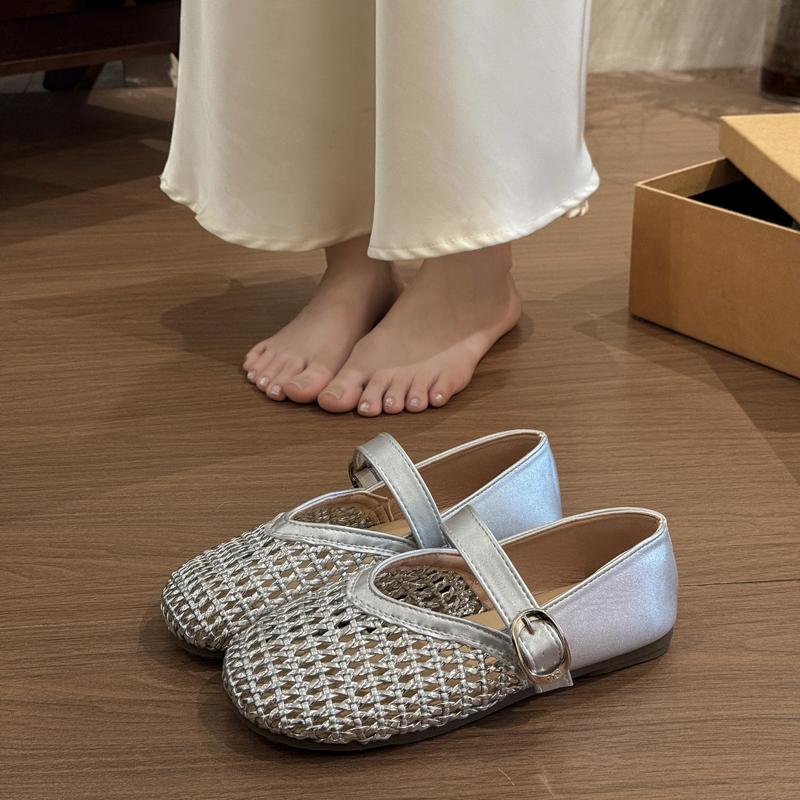 2025 Women's Mary Jane Shoes Round Toe Flat Sole One-length Strip Mesh Woven Hollow Shoes French Retro Summer Breathable Sandals