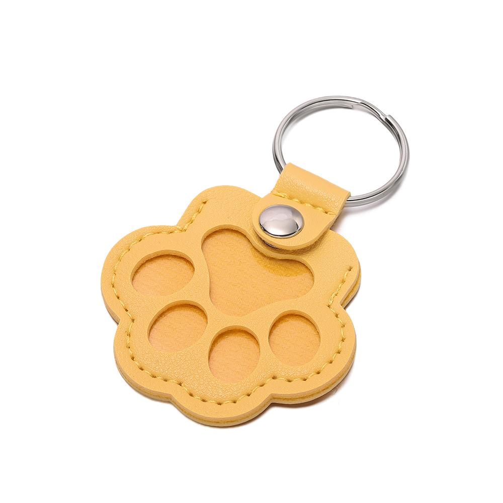 1Pc Leather Pet Hair Storage Bag Cat Paw Keychain Multifunctional Portable Keychain жёлтый