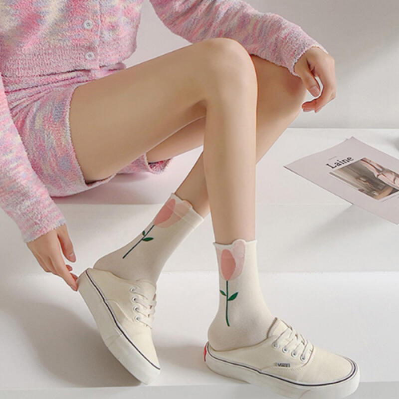 6 pairs of women's sentimental flower single-flower mid-calf socks