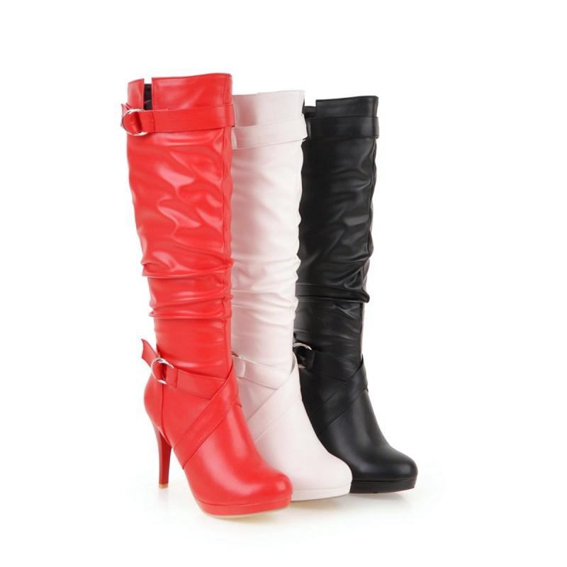 

Новые модные рыцарские сапоги на тонком каблуке