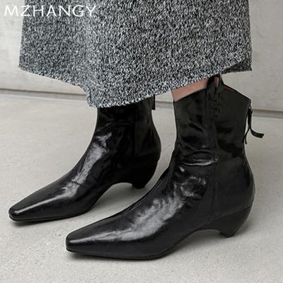Moda Couro Mulheres Bico Fino Ankle Boots Inverno Salto Baixo Bombas Sapatos Mulher 2025 Tendência Elegante Festa Gótica Chelsea Botas Mujer Botas