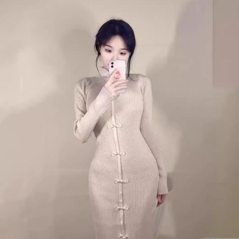 Medium and Improved Button-on Knitted Dress Autumn and Winter Women's Clothing Temperament Slim-fitting Bottoming Hip-wrapped Sweater Skirt