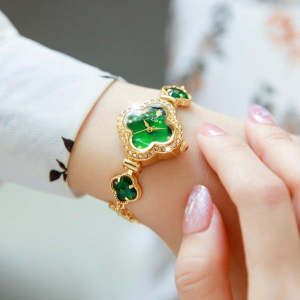 Temperament la modă, lux ușor, ceas de cuarț pentru femei, rezistent la apă, cu incrustație de diamante, trifoi cu patru foi