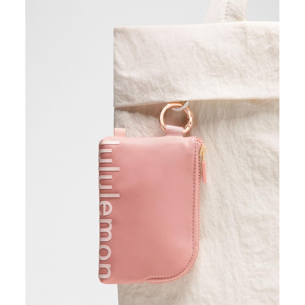 Lululemon Clippable Card Pouch Tea Rose Parfait Pink Rose Gold