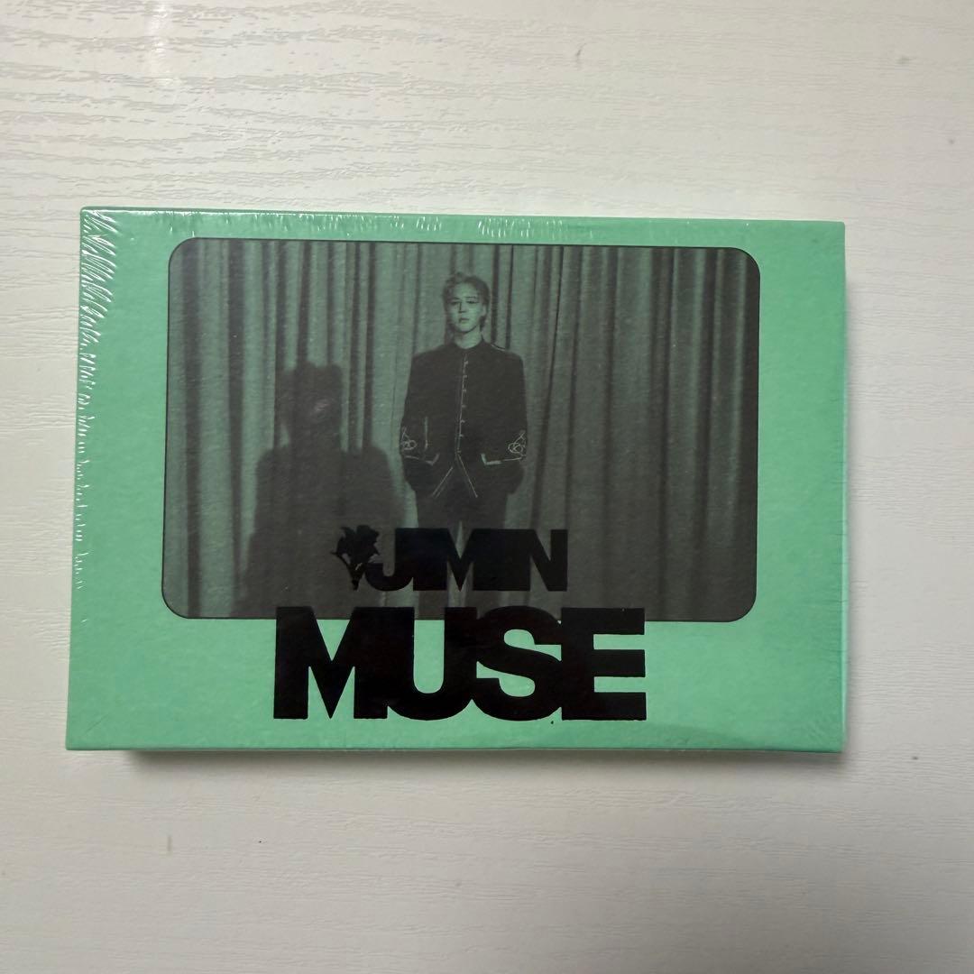 

[ВЖИВАНИЙ] Чімін (БТС) MUSE (Версія альбомів Weverse.)