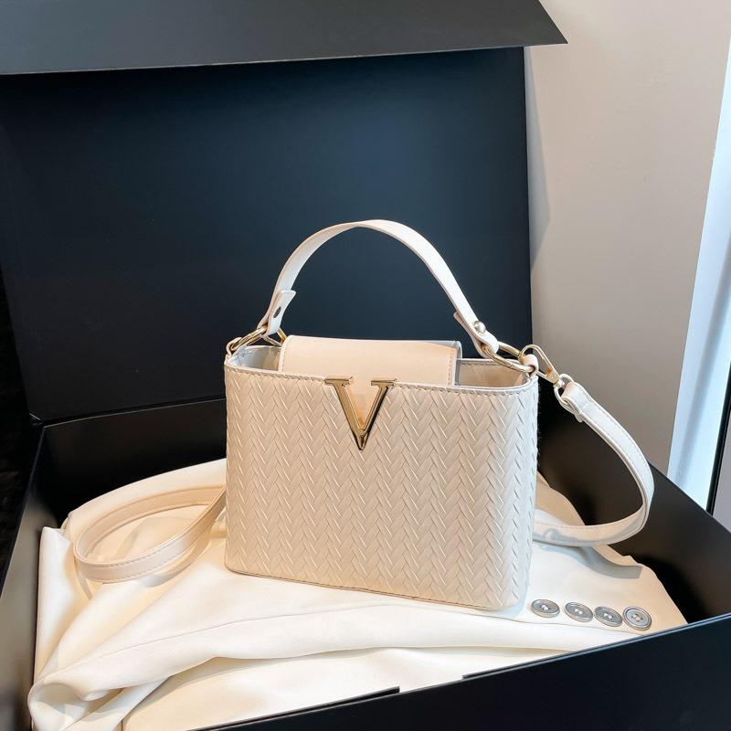 Fashion Texture Summer Large Capacity New Light Luxury Texture Casual Shoulder Crossbody Portable Small Square Bag