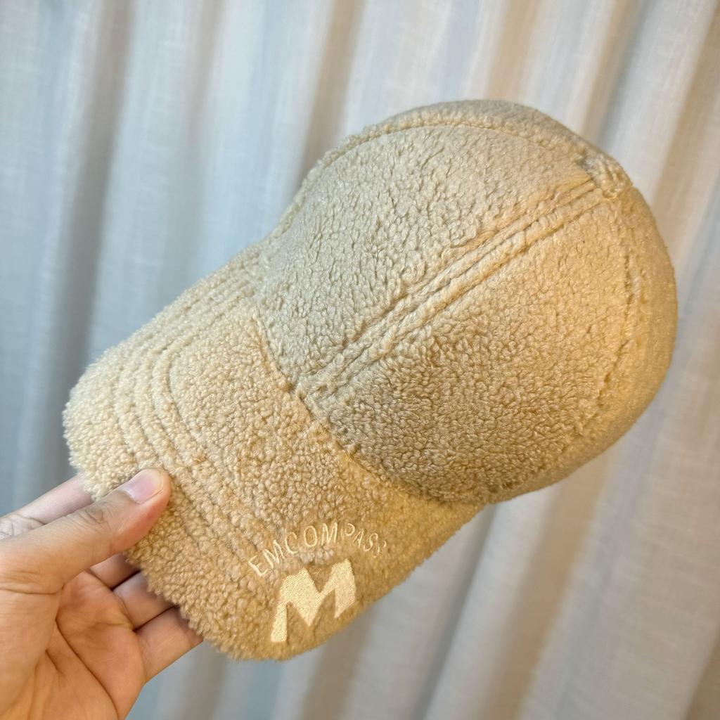 Hat Women's Autumn and Winter Thickened Warm Baseball Cap Korean Style Ins Trendy Shearling Face Revealing Small Versatile Peaked Cap