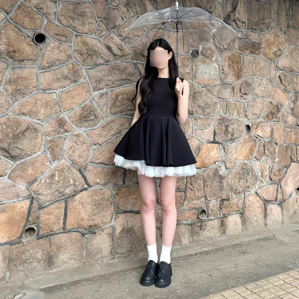 Small French Black Sleeveless Dress Children's Summer Elegant New Popular Temperament Waist Puffy Short Skirt