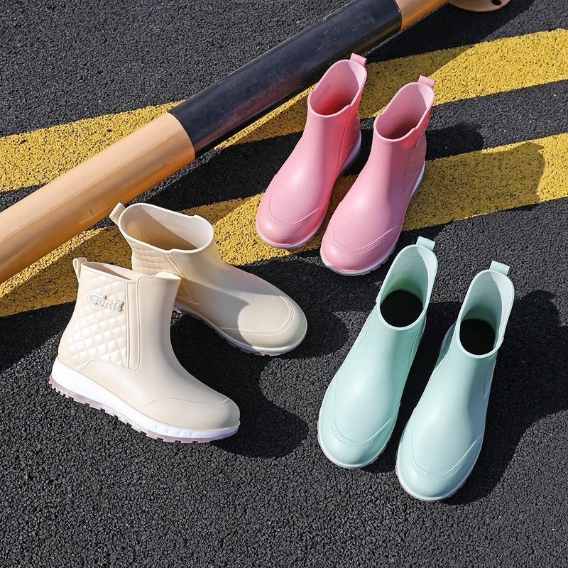 Through Season Short Rain Shoes Women's Kitchen Non-slip Catering Work Wear-resistant Rubber Shoes Women's Waterproof Fashion Outside Rain Boots