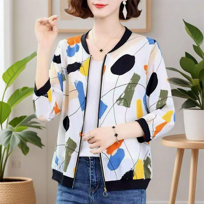 Women's Summer Chic Floral Cardigan - Lightweight, Age-Defying, Loose-Fit for Middle-Aged Mums
